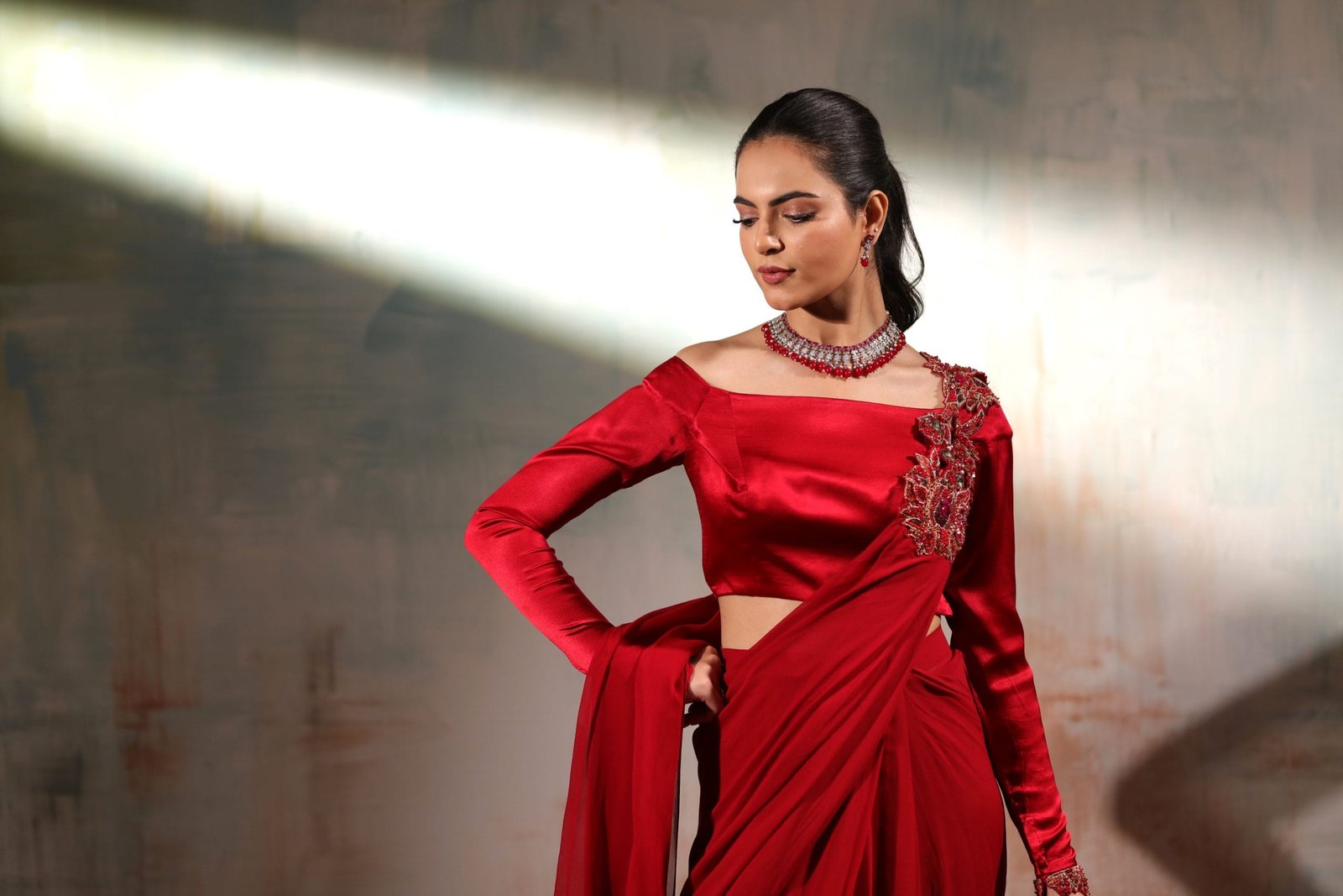 Floral Motif Concept Saree - Image 3