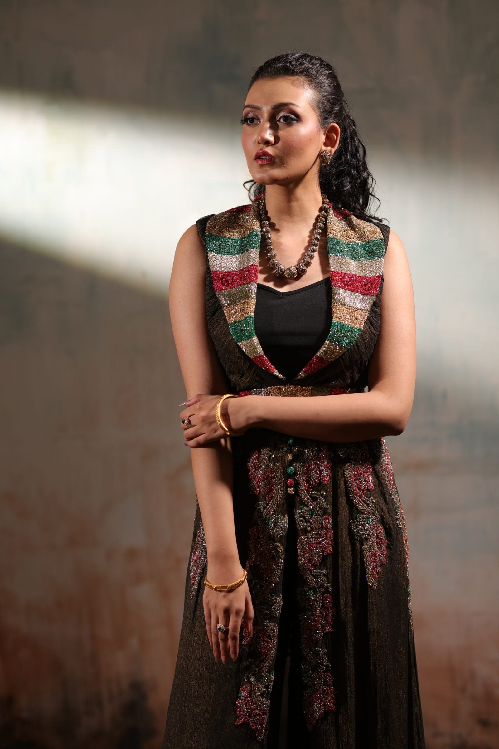 Sequin Embroidered Front Open Shawl Collar Shirt and Trouser - Image 10