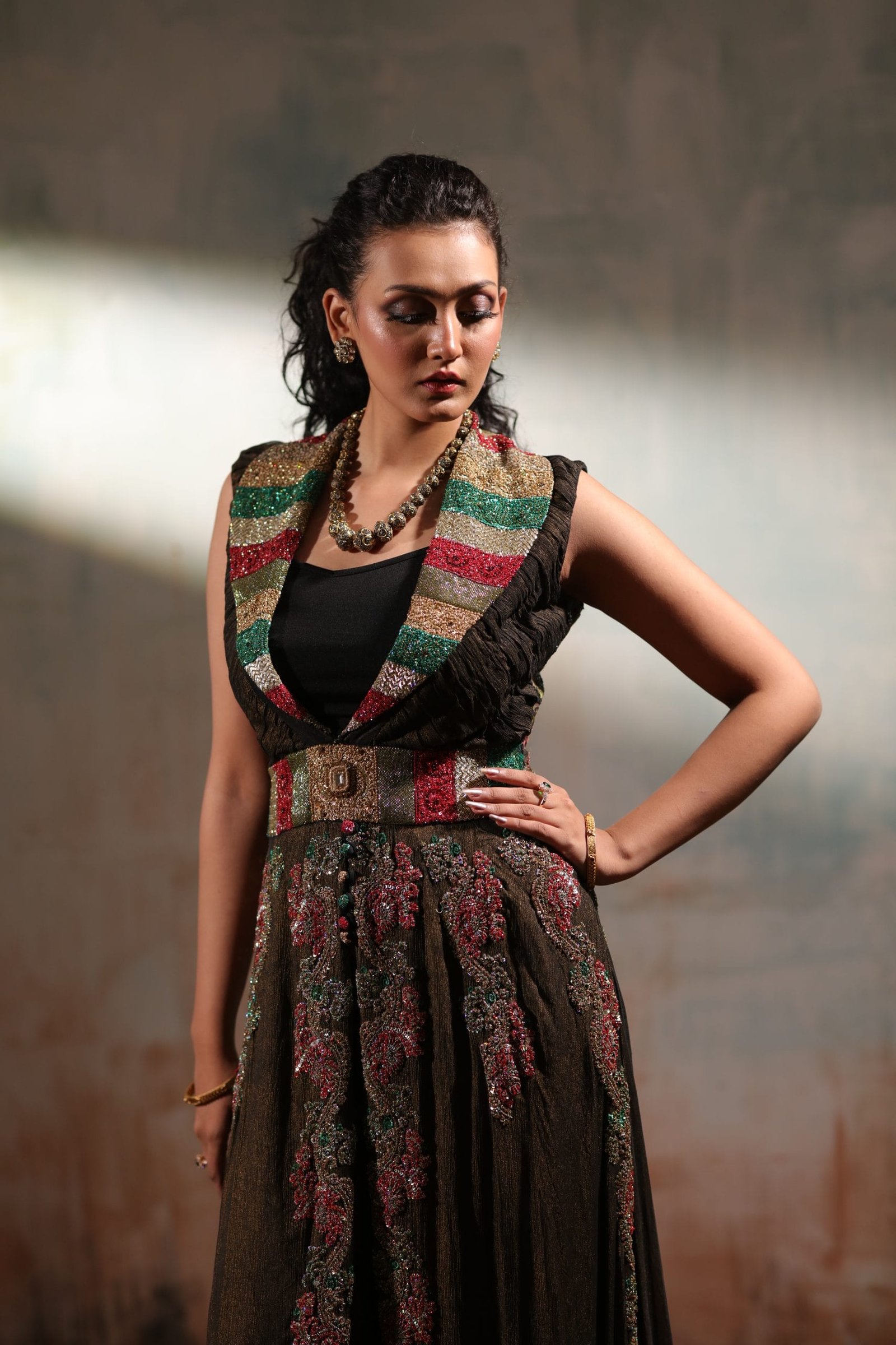 Sequin Embroidered Front Open Shawl Collar Shirt and Trouser - Image 9