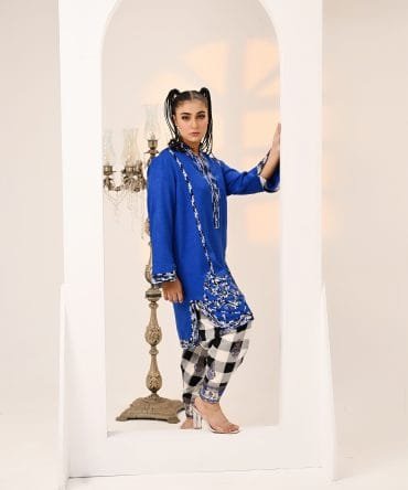 Round Shirt with Skinny Shalwar